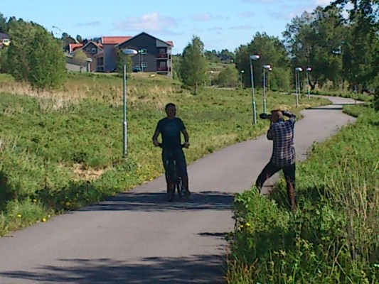 Många fantastiska möten igår när Fjällvägen verkligen var on the road. En bild med engagemang, kunskap, drivkraft och sann glädje med glimten i ögat blir skarp och tydlig. Mjukvara och hårdvara möter varandra och blir vår hårdvaluta