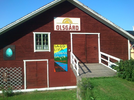 Olsgård, utställning på logen och och i trädgården