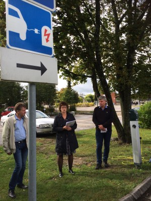 Invigningstalarna på rad